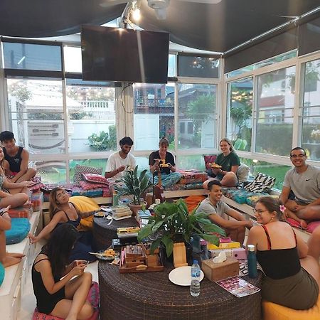 Hostel Lullaby Non-Smoking (Adults Only) Chiang Mai Buitenkant foto